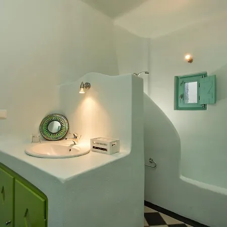 Apartment Center